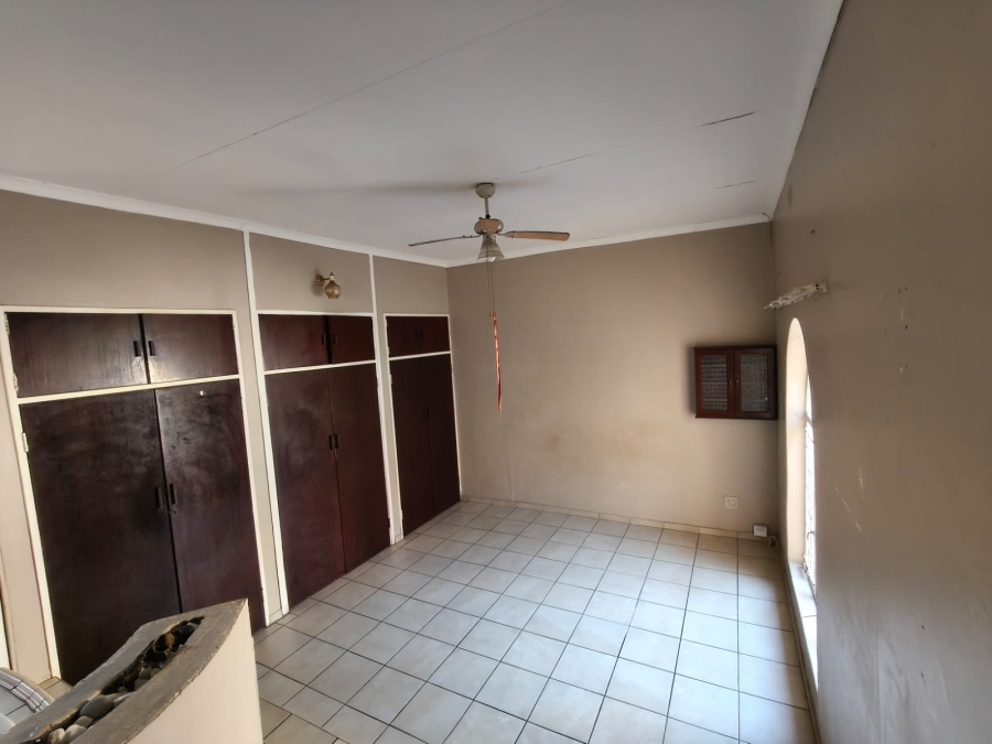 To Let 3 Bedroom Property for Rent in Safari Gardens North West